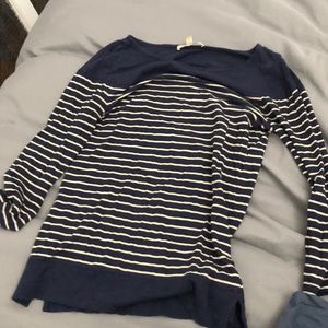 Long sleeve blue and white top